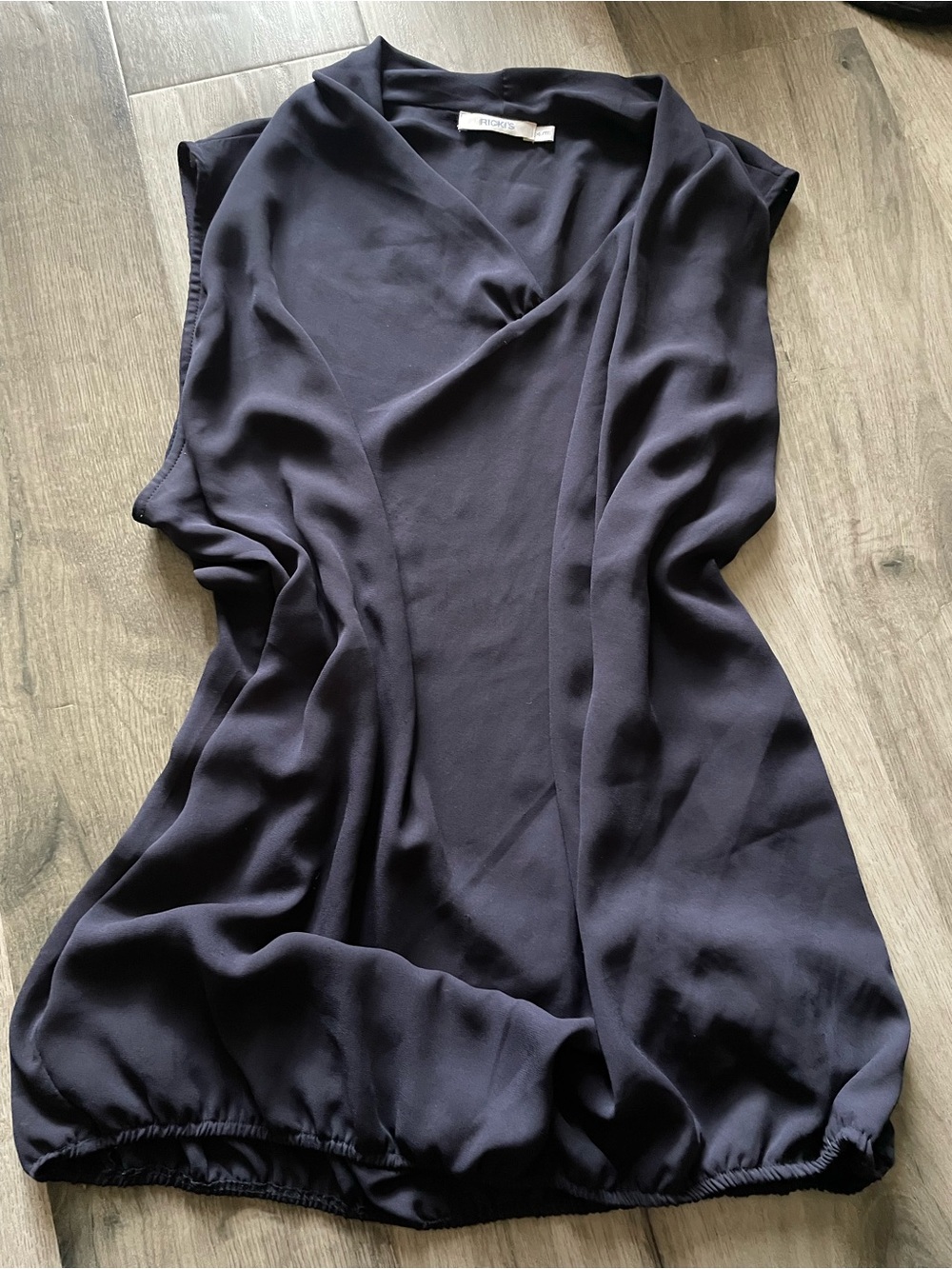 Ricki's Navy Sleeveless Draped V-Neck Camisole